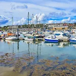 Finest Retreats - Ukulele Whitby